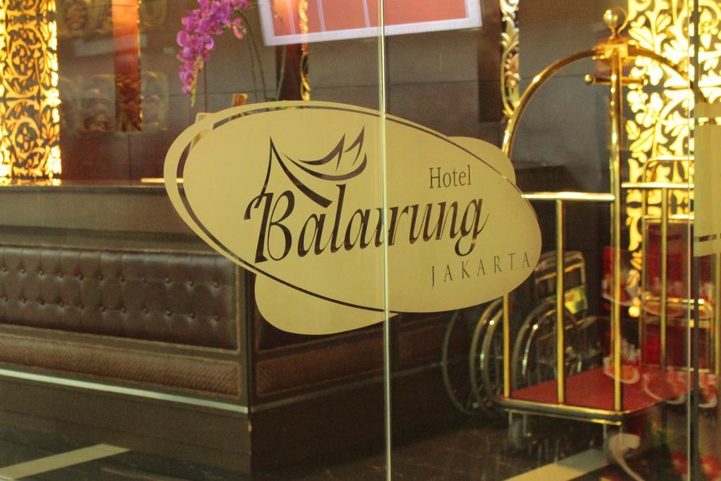 Horison Balairung Giacarta Esterno foto